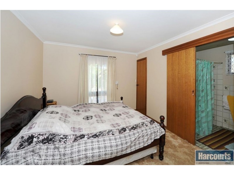 29 Serenade Crescent, Aberfoyle Park SA 5159