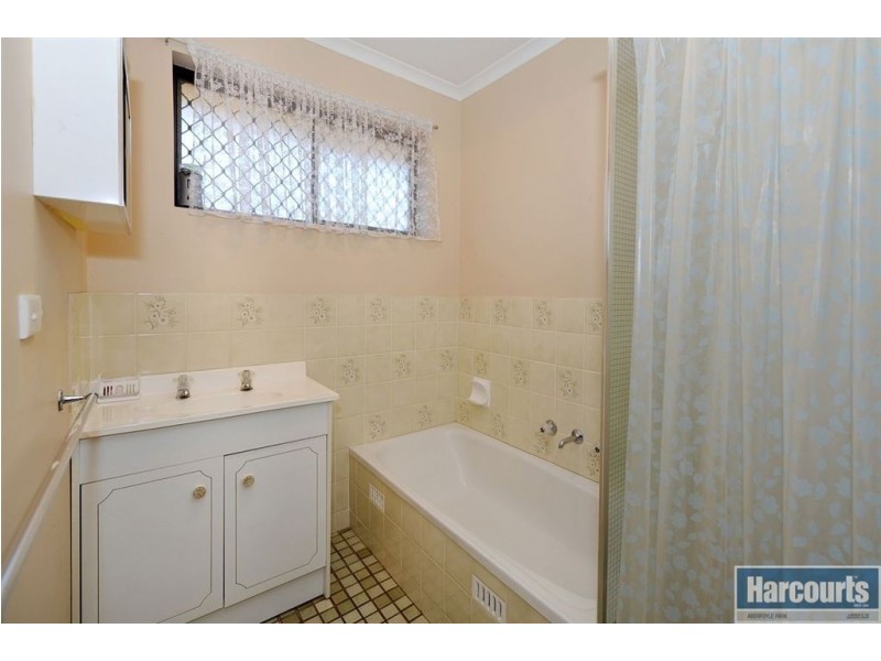 29 Serenade Crescent, Aberfoyle Park SA 5159