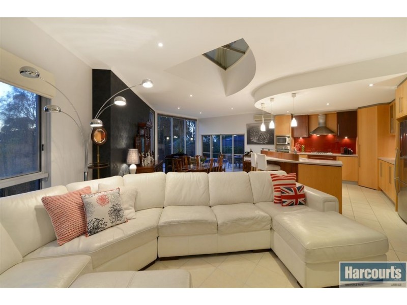 1 Spencer Court, Flagstaff Hill SA 5159