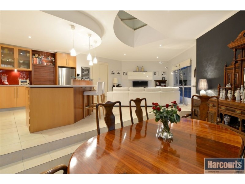 1 Spencer Court, Flagstaff Hill SA 5159