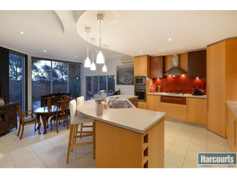 1 Spencer Court, Flagstaff Hill SA 5159