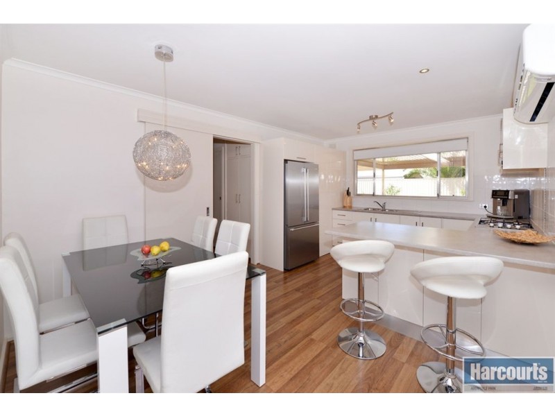 16 Bower Court, Morphett Vale SA 5162