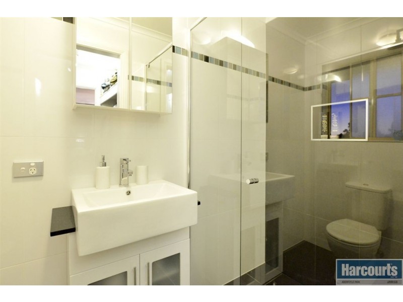 2 Ridgetop Place, Coromandel Valley SA 5051