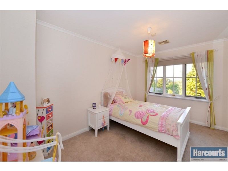 2 Ridgetop Place, Coromandel Valley SA 5051