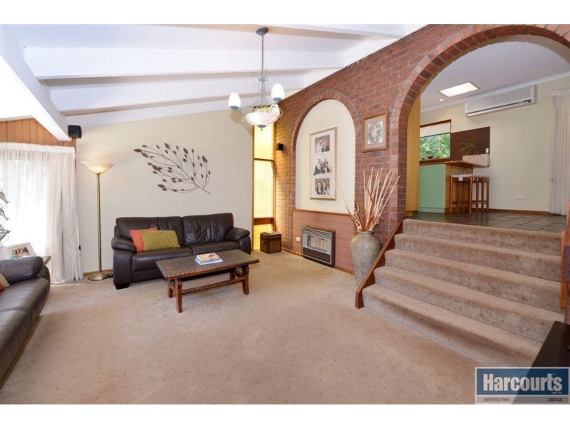 10 Catharina Street, Flagstaff Hill SA 5159