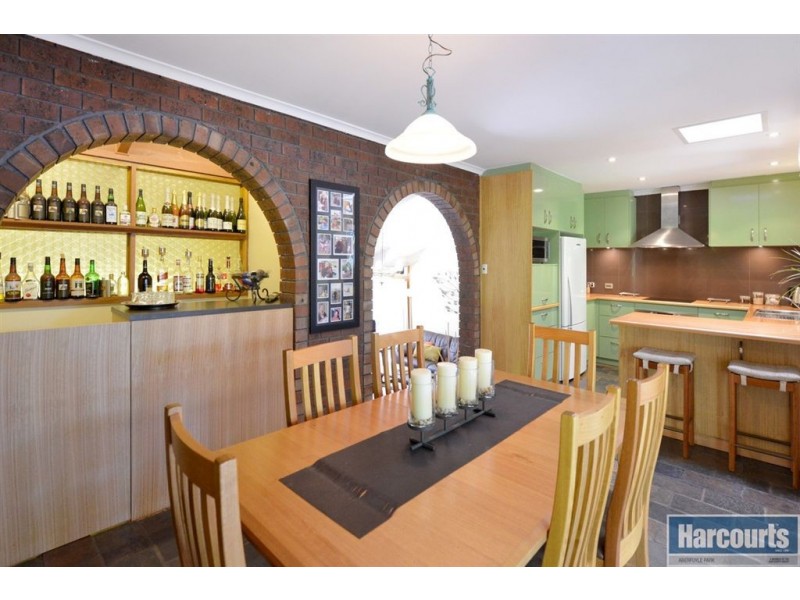 10 Catharina Street, Flagstaff Hill SA 5159