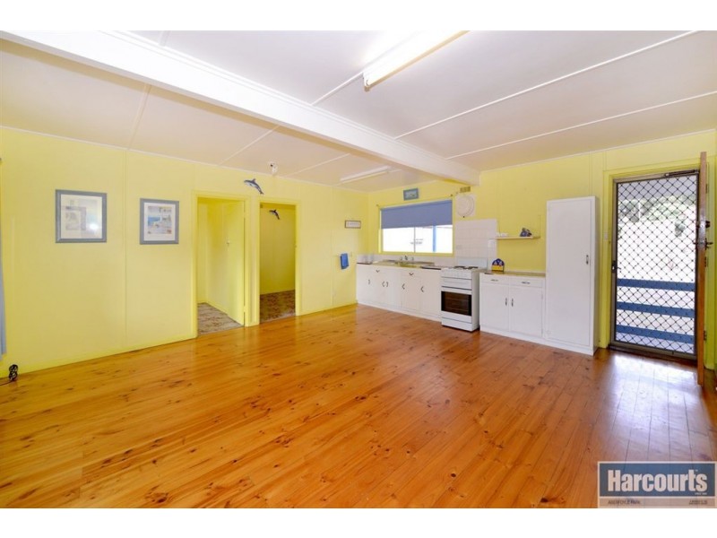 3 Charles Street, Port Elliot SA 5212