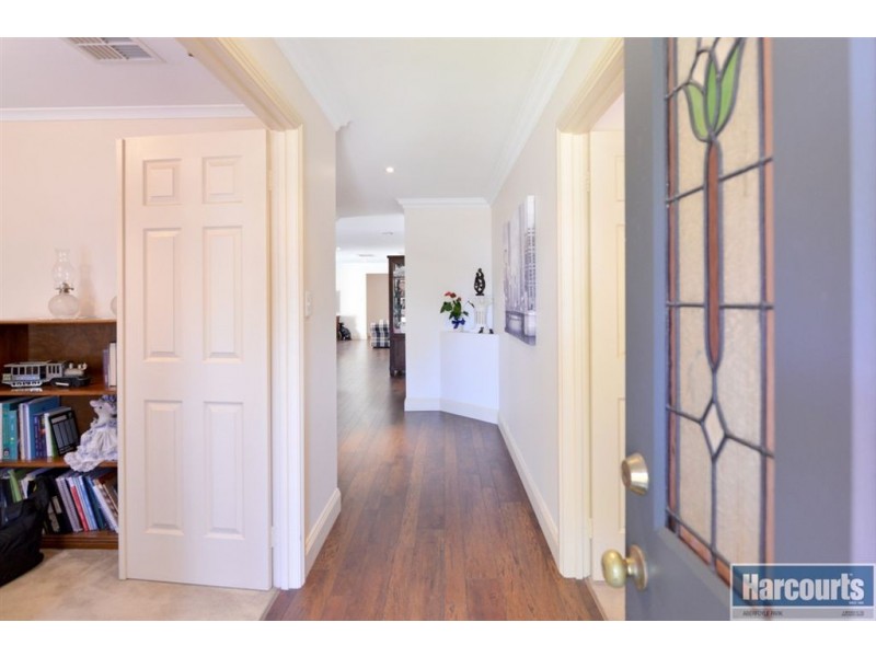 86A Oakridge Road, Aberfoyle Park SA 5159