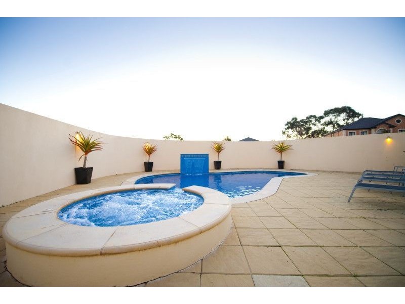 1 Myna Court, Flagstaff Hill SA 5159