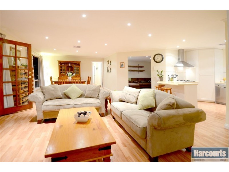 11 Coast View Court, Chandlers Hill SA 5159