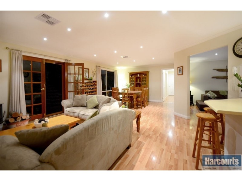 11 Coast View Court, Chandlers Hill SA 5159