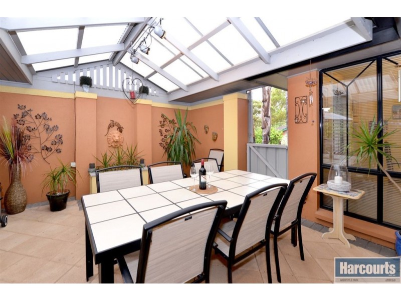 6 Burton Mews, Aberfoyle Park SA 5159