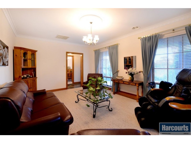 7 Lysander Place, Flagstaff Hill SA 5159