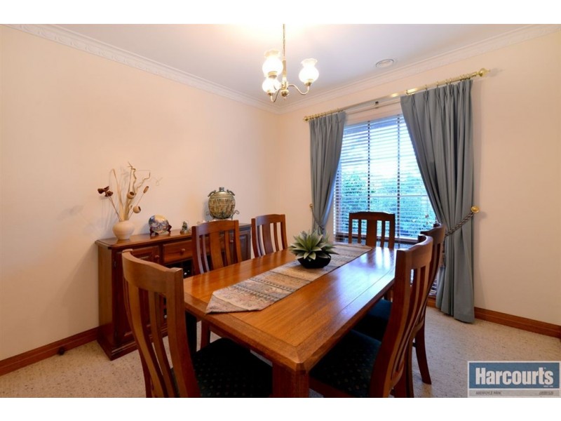 7 Lysander Place, Flagstaff Hill SA 5159