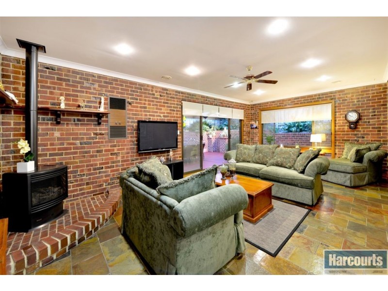 7 Lysander Place, Flagstaff Hill SA 5159