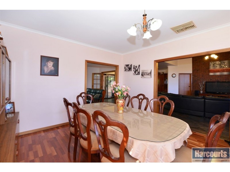 30 Monaco Circuit, Aberfoyle Park SA 5159
