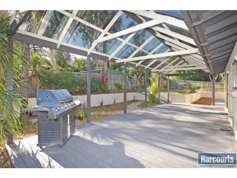 16 Durham Place, Flagstaff Hill SA 5159