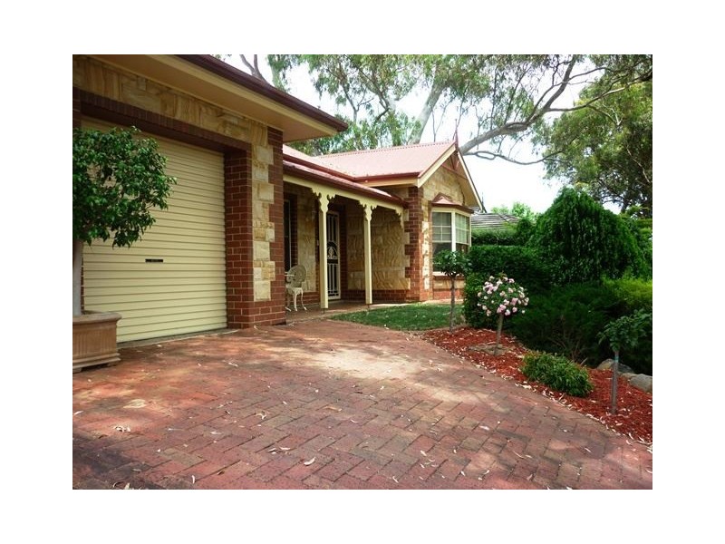 26 Margaret Cutten Grove, Aberfoyle Park SA 5159
