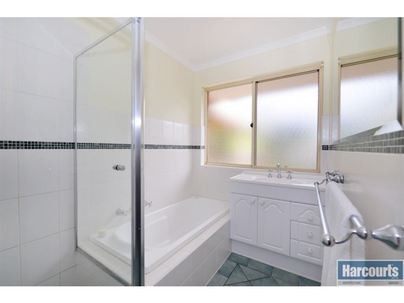 53 Daveys Road, Flagstaff Hill SA 5159