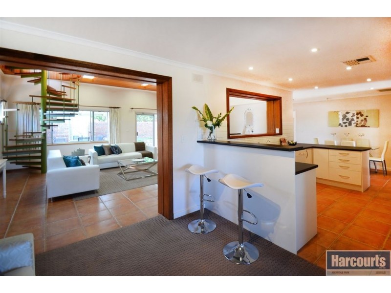 13 Monterey Court, Happy Valley SA 5159