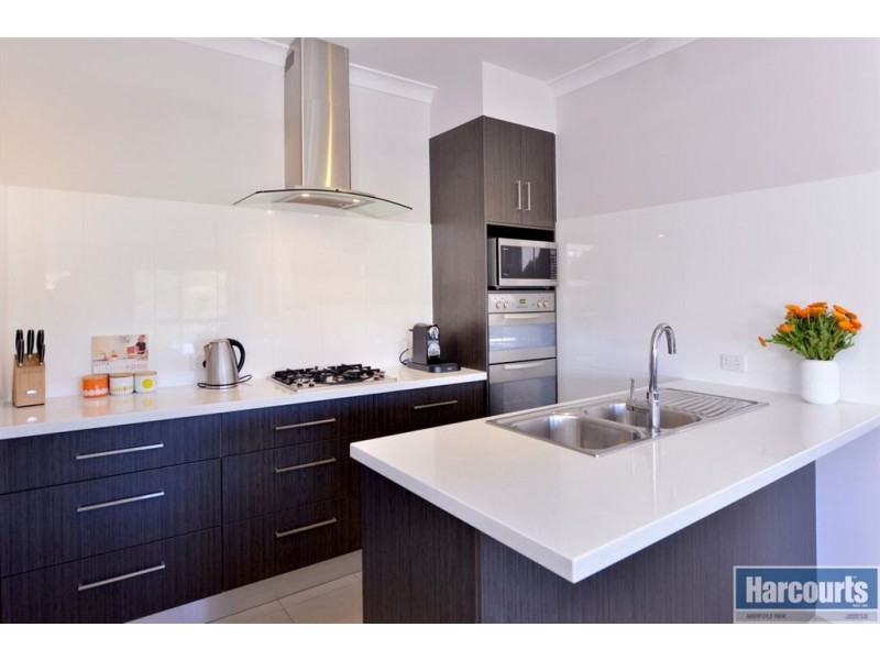 26 Charlson Rise, Happy Valley SA 5159