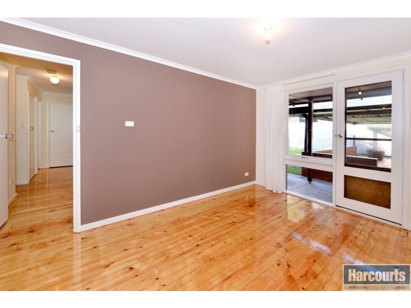 67 Taylors Road, Aberfoyle Park SA 5159