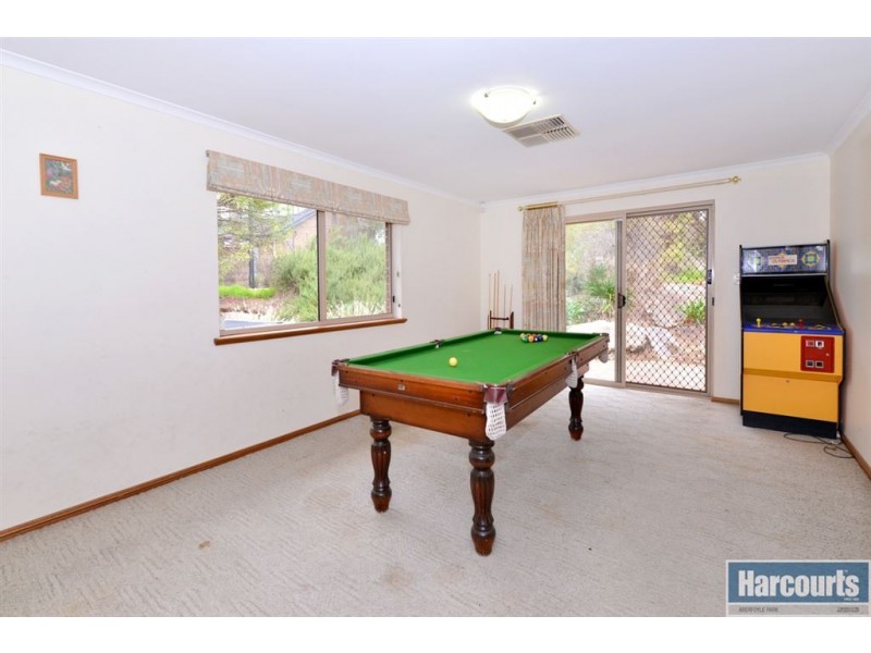 11 Rosella Close, Flagstaff Hill SA 5159