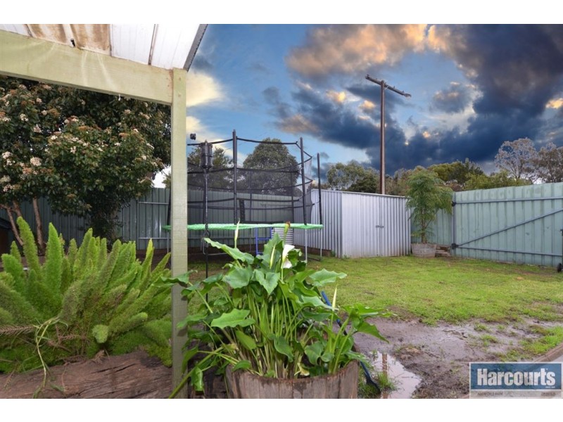 10 Carbenet Drive, Hackham SA 5163