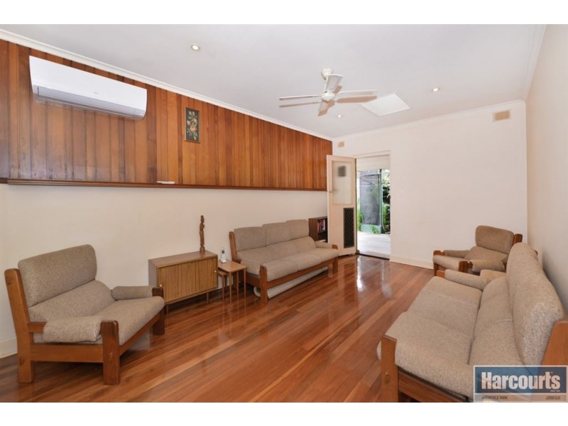 2 Justine Street, Flagstaff Hill SA 5159