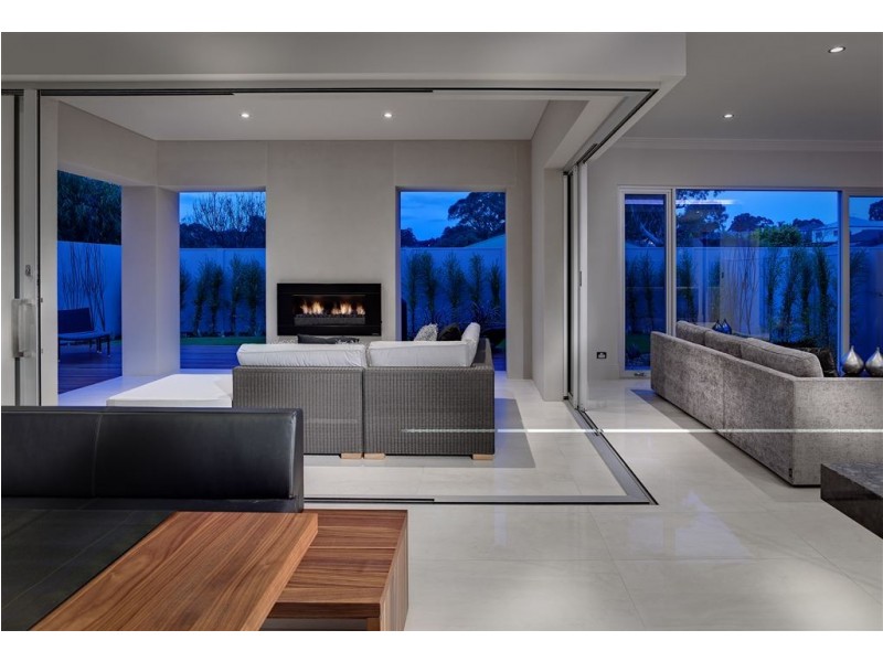 9 Dawbiney Avenue, Craigburn Farm SA 5051