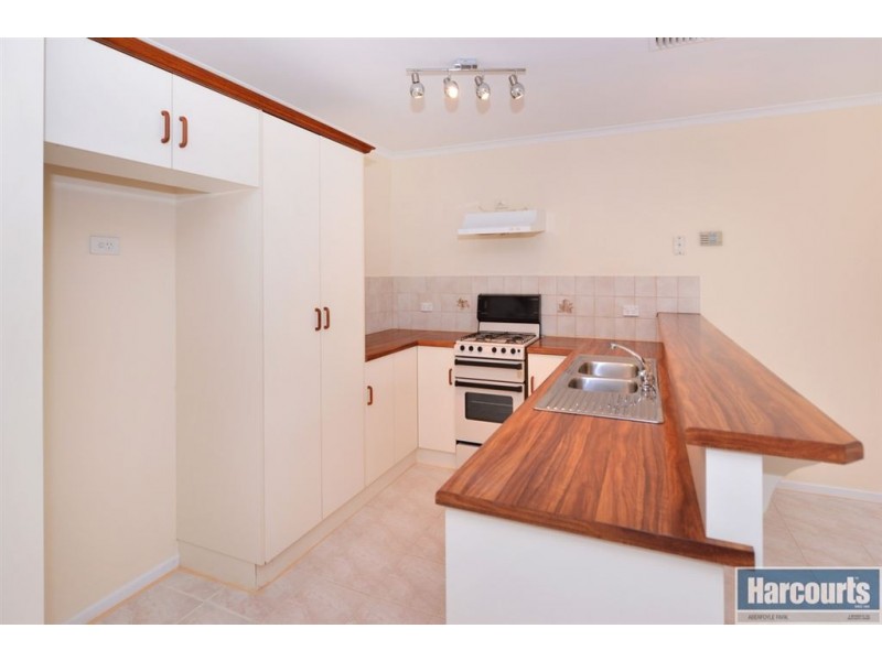 9 Yaldara Close, Woodcroft SA 5162