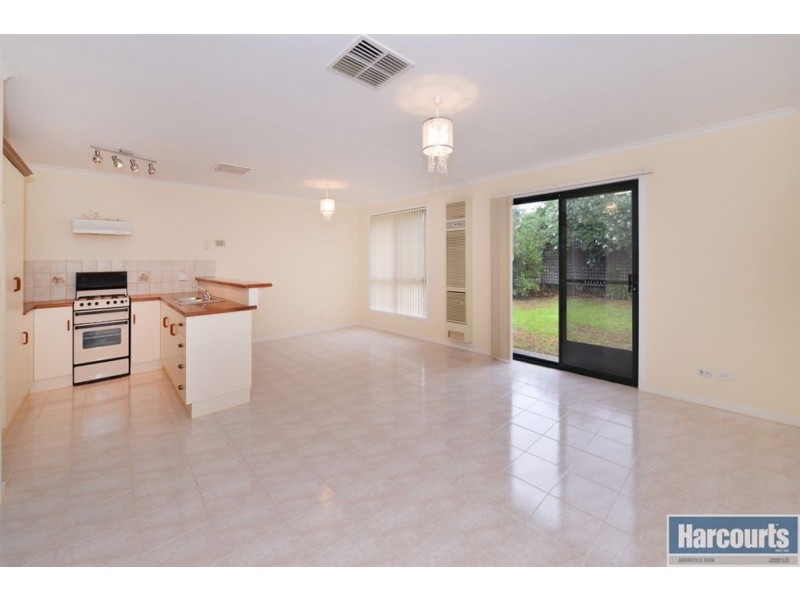 9 Yaldara Close, Woodcroft SA 5162