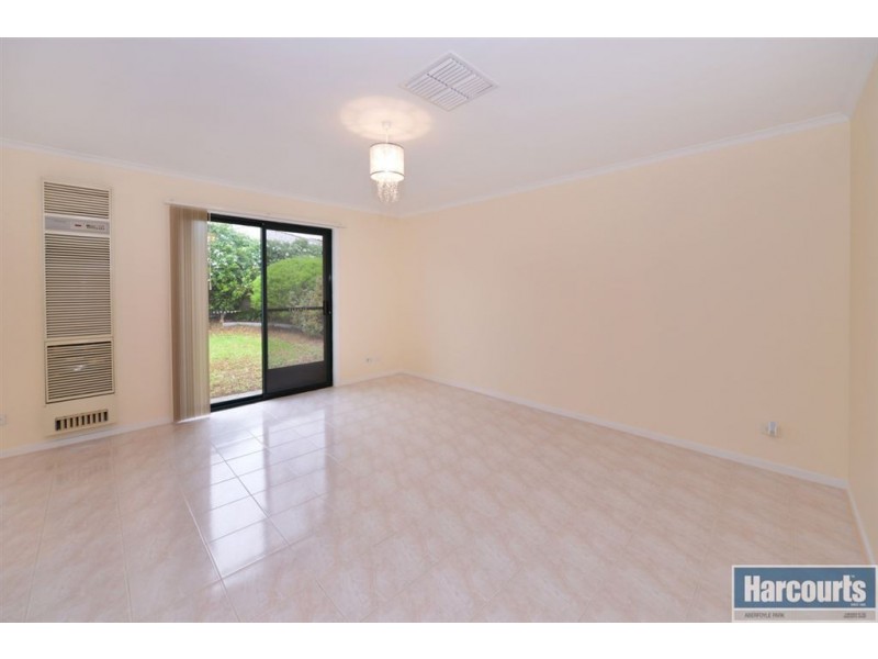 9 Yaldara Close, Woodcroft SA 5162
