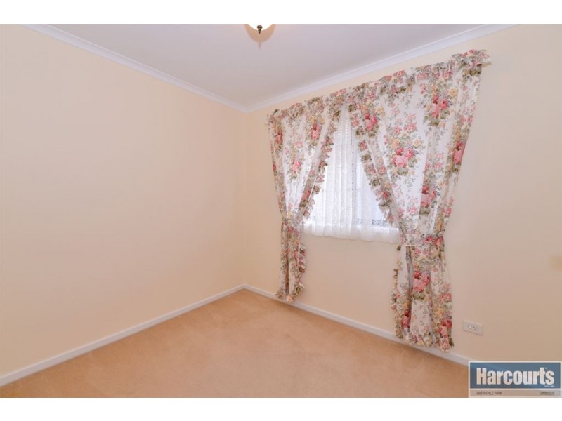 9 Yaldara Close, Woodcroft SA 5162