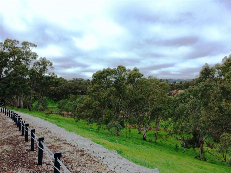 22 Highfield Drive, Craigburn Farm SA 5051