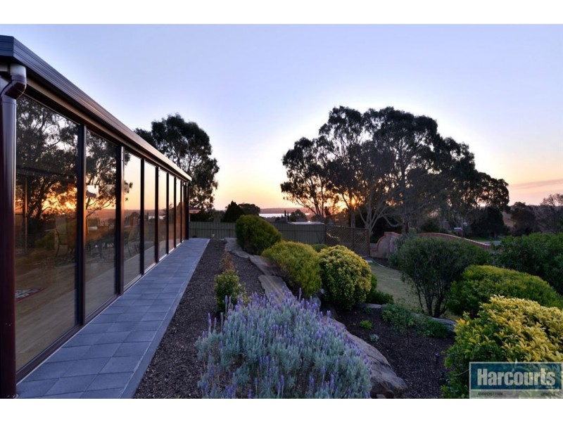 34 Greenfield Rise, Aberfoyle Park SA 5159