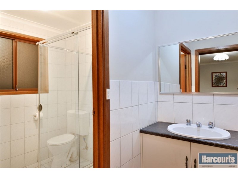 34 Greenfield Rise, Aberfoyle Park SA 5159