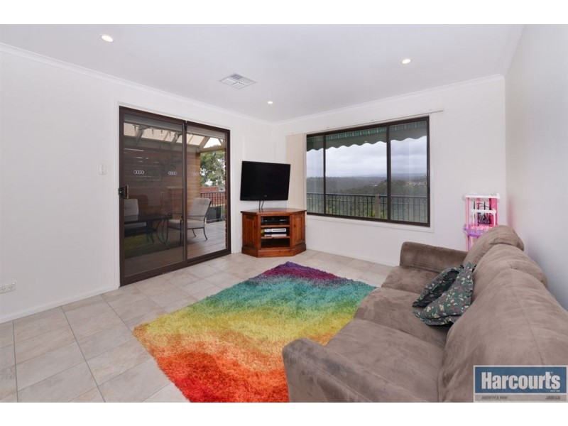 29 Bellavista Road, Flagstaff Hill SA 5159