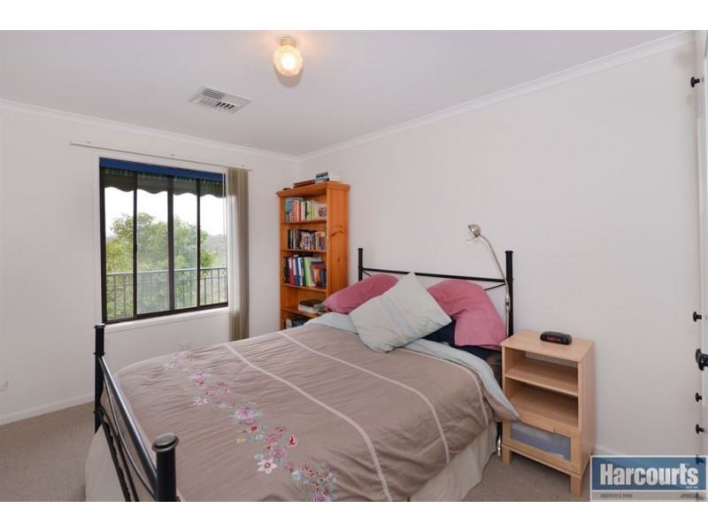29 Bellavista Road, Flagstaff Hill SA 5159