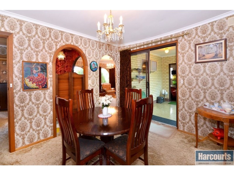 2 Platina Court, Flagstaff Hill SA 5159