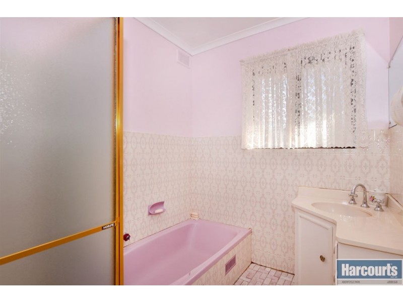 2 Platina Court, Flagstaff Hill SA 5159