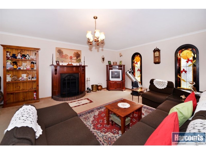 2 Platina Court, Flagstaff Hill SA 5159