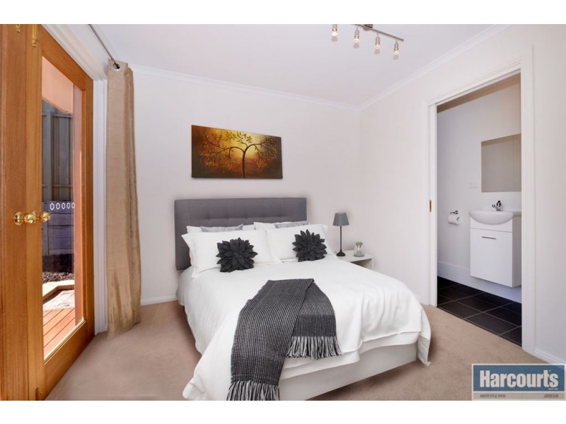 5 Teusner Drive, Morphett Vale SA 5162