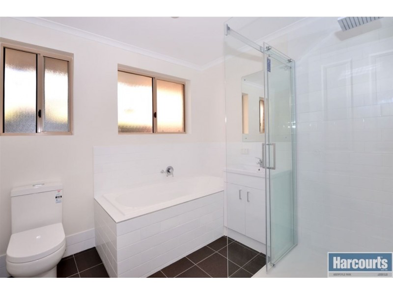 5 Teusner Drive, Morphett Vale SA 5162