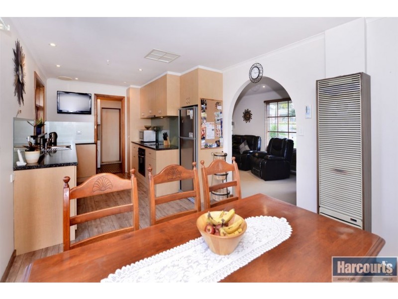 10 Emerald Street, Flagstaff Hill SA 5159