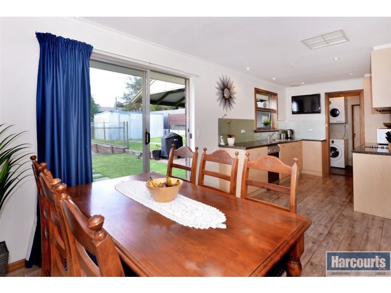 10 Emerald Street, Flagstaff Hill SA 5159