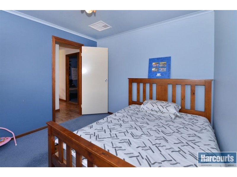 10 Emerald Street, Flagstaff Hill SA 5159