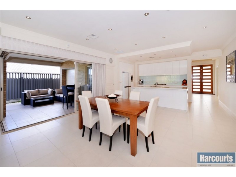 2A McHarg Road, Happy Valley SA 5159