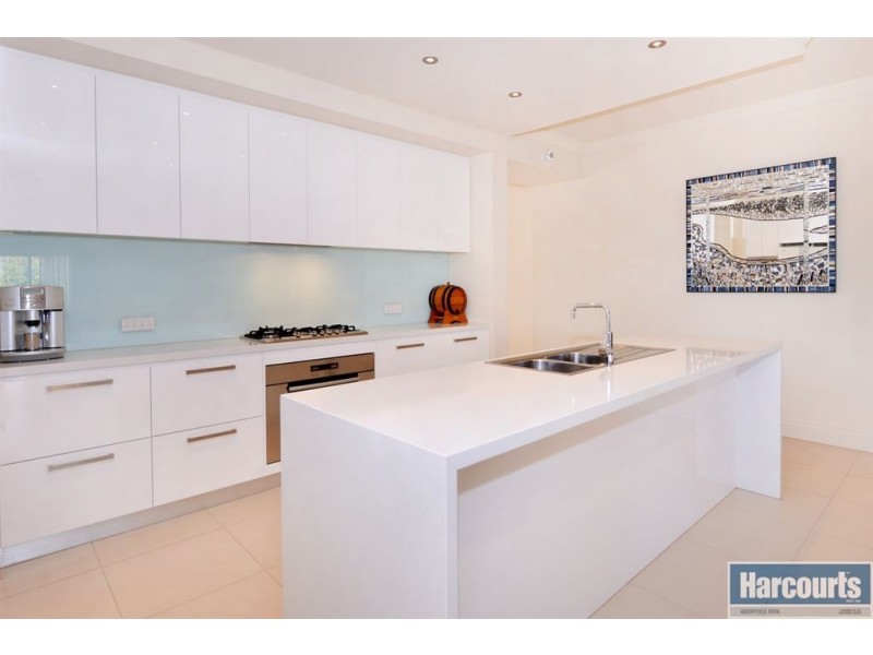 2A McHarg Road, Happy Valley SA 5159