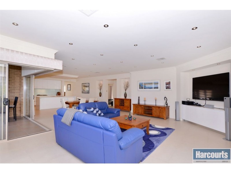 2A McHarg Road, Happy Valley SA 5159